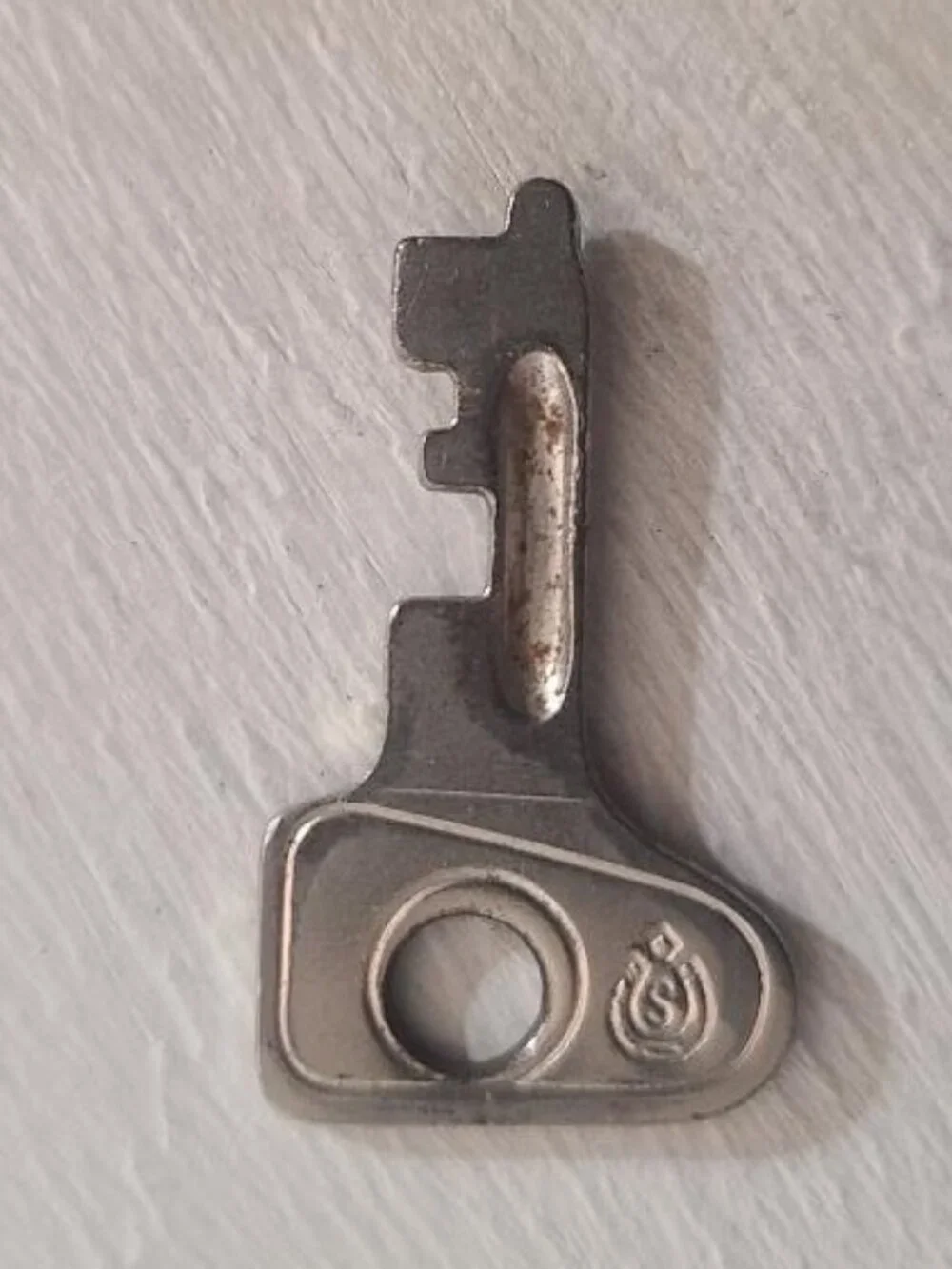 Sudhaus #579 German Luggage Vintage Lock Key - Old Small Silver Steel Germany
